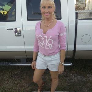 Meet your Posher, Tamara